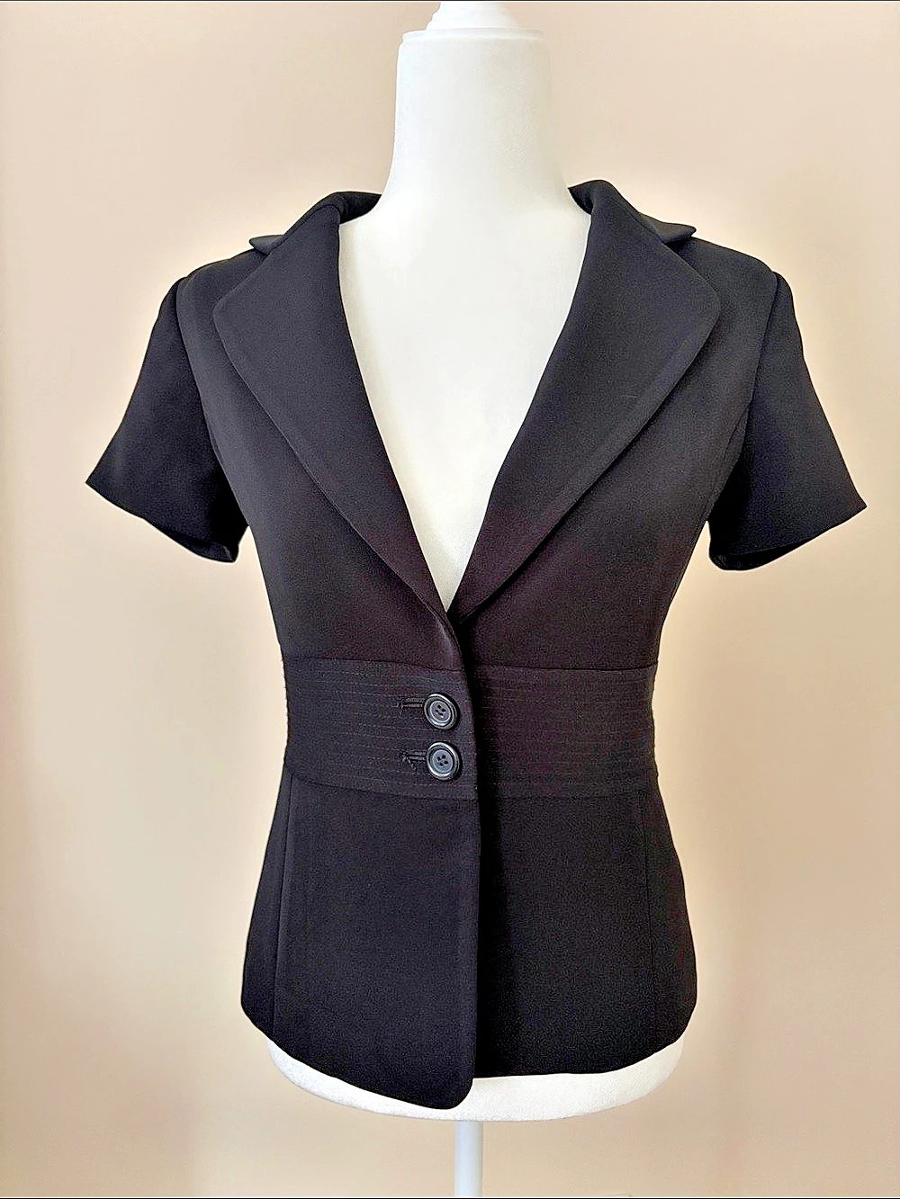 White House Black Market Black Short Sleeve Blazer Size 2 Like New